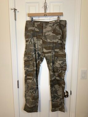 Wrangler Olive Green Camo Cargo Pants